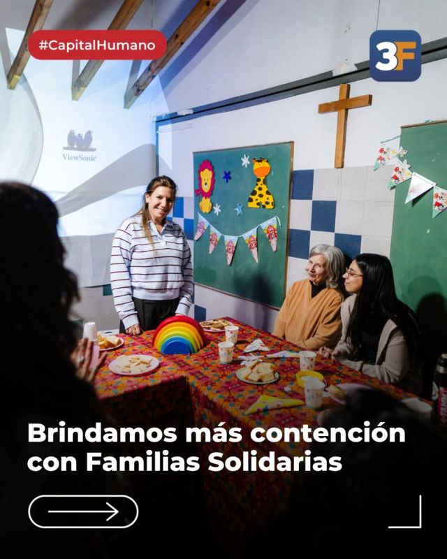 Sumate a Familias Solidarias y transformá la vida de un niño 🏠❤️

En el Día Mundial del Acogimiento Familiar, seguimos impulsando el Programa Familias Solidarias, un espacio de cuidado temporal para niños y niñas de primera infancia que se encuentran atravesando un proceso judicial debido a la vulneración de sus derechos.

Quienes participan abren las puertas de su hogar para brindarles amor, contención y asegurar su desarrollo integral durante esta etapa de transición, contando siempre con el acompañamiento de nuestro equipo profesional. 

👉 Más detalles en www.tresdefebrero.gov.ar/infanciayadolescencia o escribinos a dnya@tresdefebrero.gov.ar.