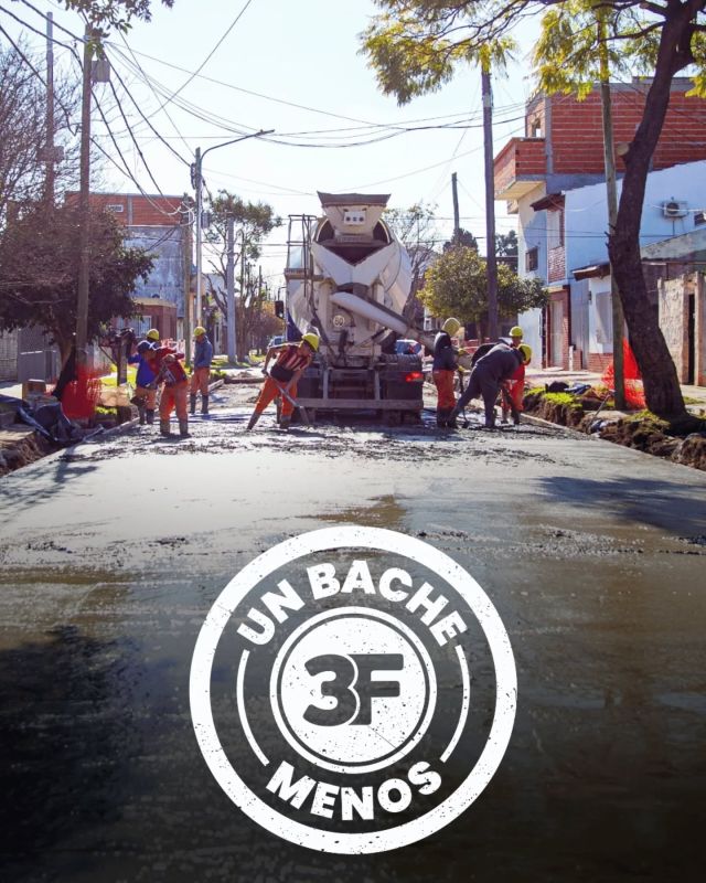 Mejoramos las calles de todo #3F ✅

Llevamos nuevas obras a todos los barrios de #TresDeFebrero a lo largo de cada semana de trabajo junto a nuestro gran equipo. Esta vez, queremos mostrarte algunos desmontes y hormigonados que realizamos durante las últimas semanas en las siguientes localidades:

🚧 1° de Mayo y Soldado Héctor Caballero, #RemediosDeEscalada
🚧 Francisco Sierra y El Parque, #OnceDeSeptiembre
🚧 Iguazú y Catamarca, #Churruca
🚧 Beruti y Cuba, #ElLibertador

¡Esto no termina acá! ¡Nuestro trabajo sigue todos los días y en cada barrio!