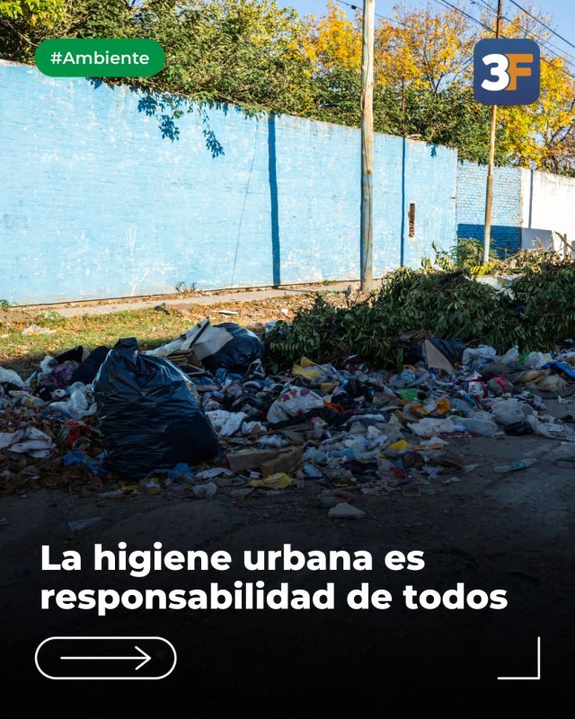 Es momento de cuidar la limpieza en nuestras calles 🗑️🙏

Desde la Muni trabajamos de manera constante para mantener limpia y en buenas condiciones cada calle de #TresDeFebrero. Por eso, pedimos a nuestros vecinos colaboración y compromiso para preservar la higiene urbana en cada barrio. Te mostramos una limpieza realizada en una esquina de #ElLibertador que, en cuestión de días, volvió a estar sucia.

La responsabilidad con el ambiente y un buen entorno es de todos, ¡cuidemos lo que es nuestro!

👉 Conocé toda la información sobre cómo tirar tus desechos de manera correcta en: www.tresdefebrero.gov.ar/higieneurbana