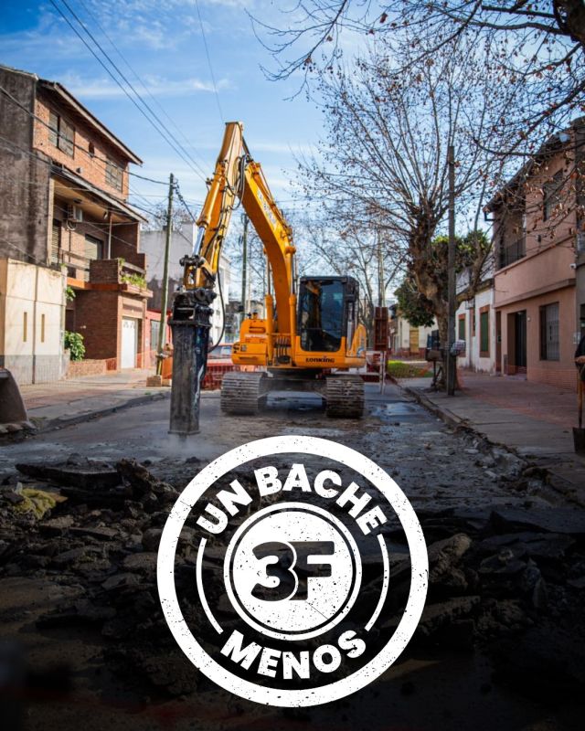 Nuevas obras para tu barrio 👷🚧

No soltamos la pala y tanto trabajo se ve reflejado en las calles de #TresDeFebrero. En lo que va del mes, llevamos muchas mejoras a las localidades más transitadas, #Caseros y #Ciudadela.

✅ Bergamini y General José Gervasio Artigas, Ciudadela
✅ Asunción y Montevideo, Ciudadela
✅ 9 de Julio y Santiago de Liniers, Ciudadela
✅ Juan de Garay y Martín de Alzaga, Caseros
✅ Perú y Escultor Santiago Parodi, Caseros
✅ Nicaragua y Giorello, Caseros

¡Cada vez más baches menos en #3F!