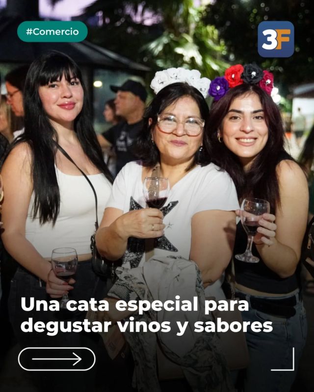 Un sábado de vinito y paseo por Ciudad Jardín 🍷✨

En #TresDeFebrero disfrutamos una noche increíble con la segunda edición de #JardínyVinos. Entre risas, brindis y buena música, compartimos los mejores sabores y una propuesta gastronómica de lujo con amigos y familia.

Gracias a todos los que se sumaron a esta propuesta única y diferente que nos permitió descubrir las diferentes cepas de la mano de las grandes bodegas de nuestro país. 

¡Nos vemos en la próxima edición para brindar juntos!