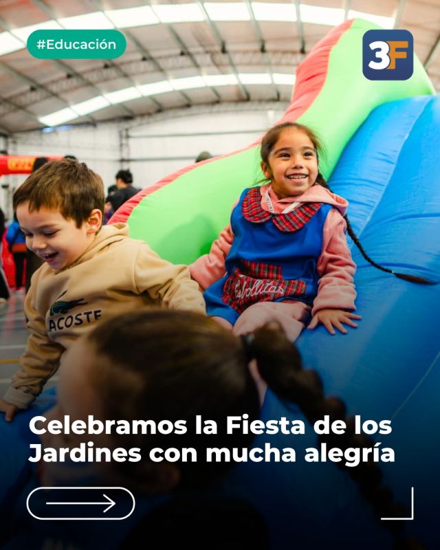 Una fiesta para aprender y crecer 💛 🎊

Celebramos la Fiesta de los Jardines junto a directivos, docentes, familias y los más peques que forman parte de estos espacios tan importantes para la educación en #TresDeFebrero. 

En el CEDEM 4 de #Ciudadela compartimos una jornada muy especial para reconocer todo lo aprendido durante esta primera mitad del año, con actividades recreativas, propuestas para compartir en comunidad y recursos que fortalecen el trabajo diario de cada institución ❤️